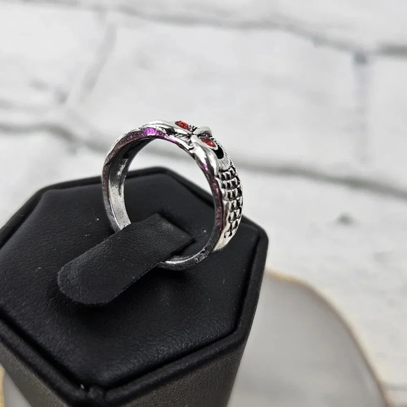 Red Eyed Owl Adjustable Fashion Ring A17 - Picture 10 of 13